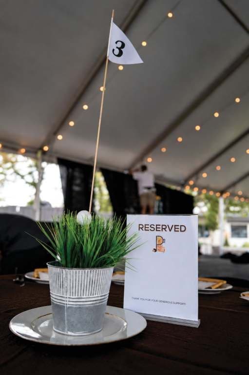 Golf flag table centerpiece
